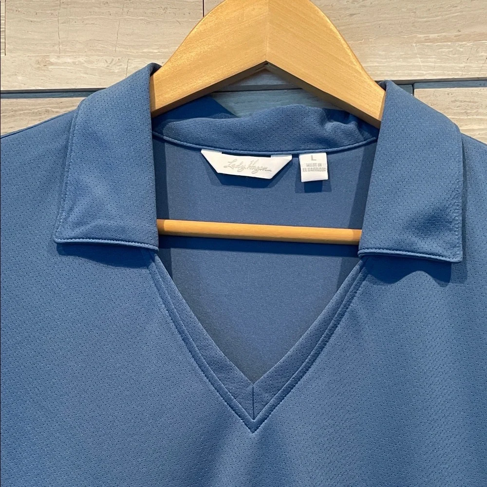 NWOT - Lady Hogan Women's Blue Sleeveless Golf Polo Top - size L - Picture 3 of 4